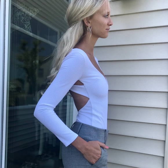 SOLD!!!Super White Bodysuit W/ Criss Cross Back - Picture 2 of 5